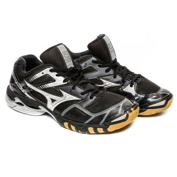 mizuno wave bolt 3